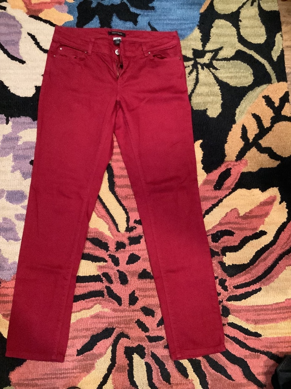Red, Black & White, slim leg, size 4R Jeans